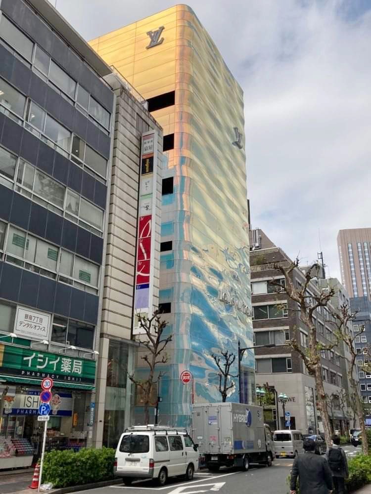 Louis Vuitton Ginza Namiki Tokyo Flagship Store